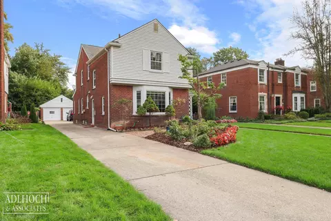 Exterior - 1336 Audubon, Grosse Pointe, MI 48230 photo 3 of 9