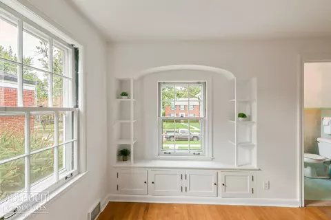 Living - 1336 Audubon, Grosse Pointe, MI 48230 photo 4 of 6
