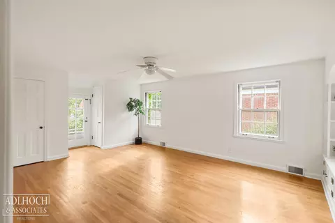 Living - 1336 Audubon, Grosse Pointe, MI 48230 photo 5 of 6