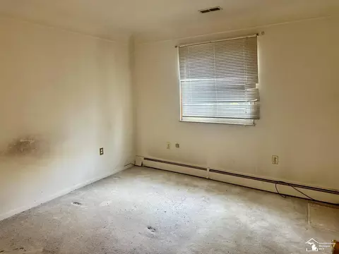 Bedroom - 6700 Keithcrest, Temperance, MI 48182 photo 1 of 4