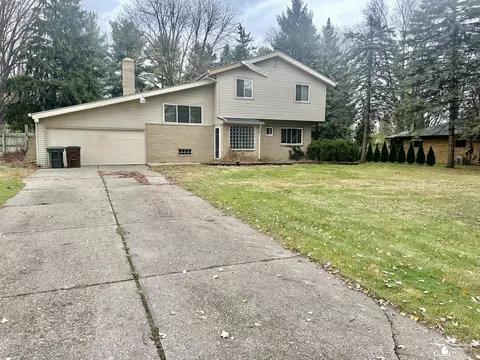 Exterior - 6700 Keithcrest, Temperance, MI 48182 photo 3 of 6