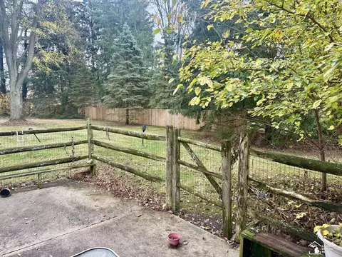 Exterior - 6700 Keithcrest, Temperance, MI 48182 photo 6 of 6