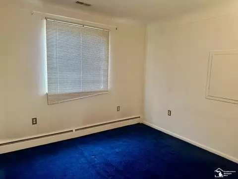 Bedroom - 6700 Keithcrest, Temperance, MI 48182 photo 2 of 4