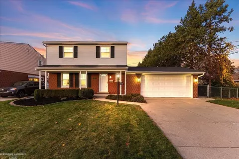 17231 Wilson, Eastpointe, MI 48021