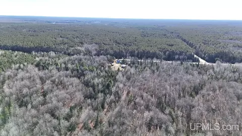 e6574 Michigan 94, Munising, MI 49862 photo 32
