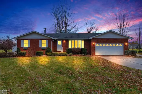 955 W Marine, Marine City, MI 48039
