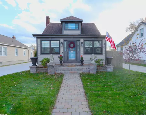 22334 Fresard, Saint Clair Shores, MI 48080