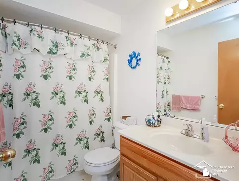 8420 Wolverine, Temperance, MI 48182 photo 19