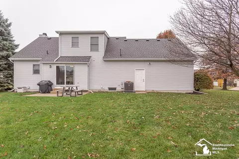 8420 Wolverine, Temperance, MI 48182 photo 6