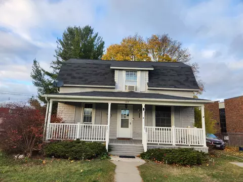 107 E Wheaton, Clare, MI 48617