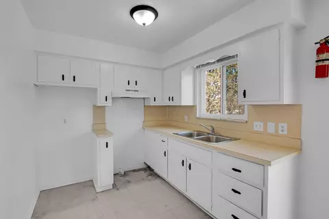 3478 Ridgecliffe, Flint, MI 48532 photo 8