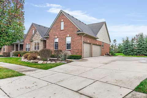 11859 Twin Brk, Romeo, MI 48065