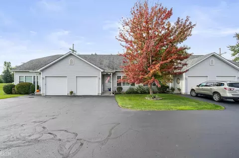 2055 Pauls, Marysville, MI 48040