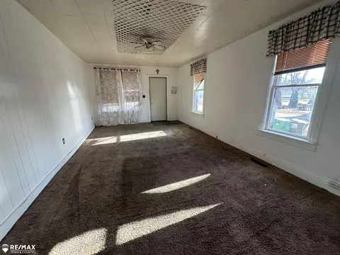 Living - 715 N Silverleaf, Gladwin, MI 48624 photo 1 of 1