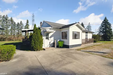 63355 North, Ray, MI 48096 photo 2