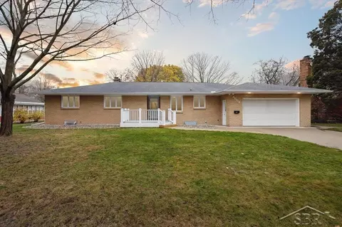 4609 Chatham, Midland, MI 48642