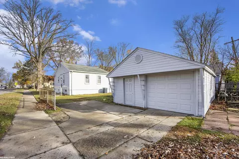 441 Charlevoix, Clawson, MI 48017 photo 23