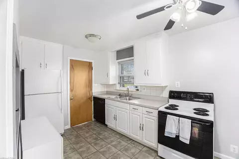 441 Charlevoix, Clawson, MI 48017 photo 15