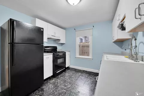 Kitchen - 1111 Adams, Monroe, MI 48161 photo 2 of 2