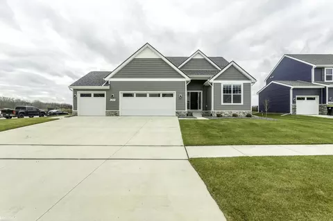 52425 Wellington Vly, Macomb, MI 48042