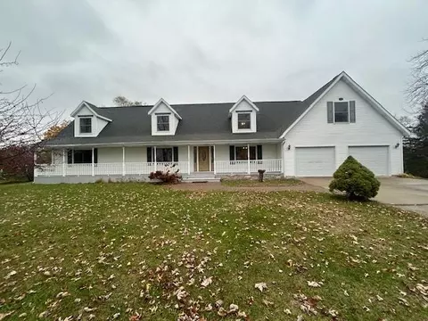 2468 Kaye, Bay City, MI 48708