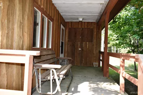 10948 S 75, Rapid River, MI 49878 photo 3