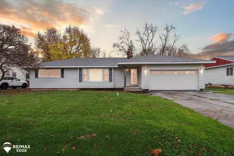 4334 Risedorph, Burton, MI 48509