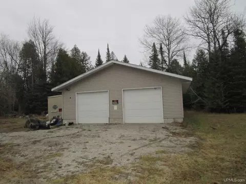 3844 9th Ln, Bark River, MI 49807 photo 7