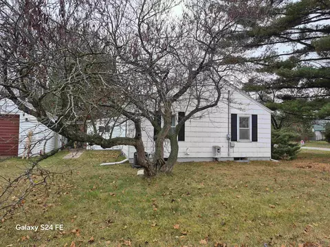 310 N Ionia, Gladwin, MI 48624 photo 3