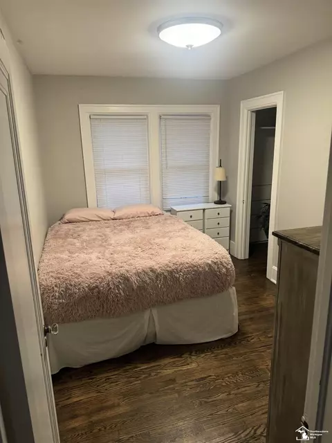 Bedroom - 733 Cass, Monroe, MI 48161 photo 2 of 6