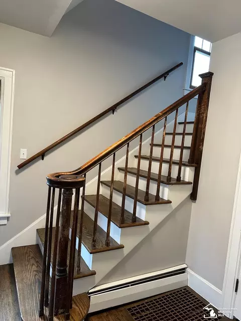 Entry Way - 733 Cass, Monroe, MI 48161 photo 2 of 3