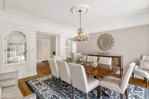Dining - 31 Beverly, Grosse Pointe Farms, MI 48236 photo 3 of 5
