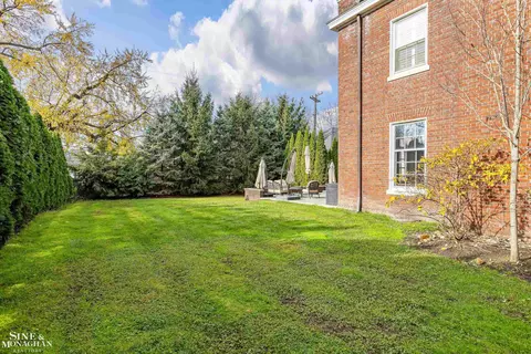 Exterior - 31 Beverly, Grosse Pointe Farms, MI 48236 photo 9 of 11