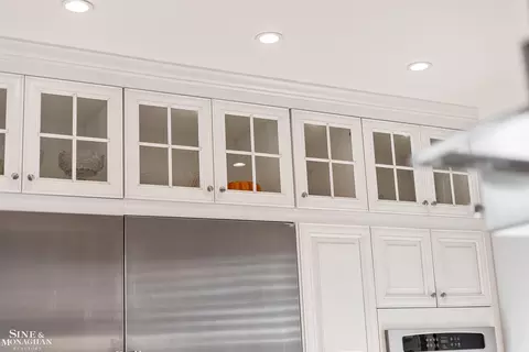 Kitchen - 31 Beverly, Grosse Pointe Farms, MI 48236 photo 6 of 11
