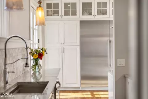 Kitchen - 31 Beverly, Grosse Pointe Farms, MI 48236 photo 1 of 11