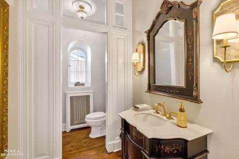 Bath - 31 Beverly, Grosse Pointe Farms, MI 48236 photo 1 of 10