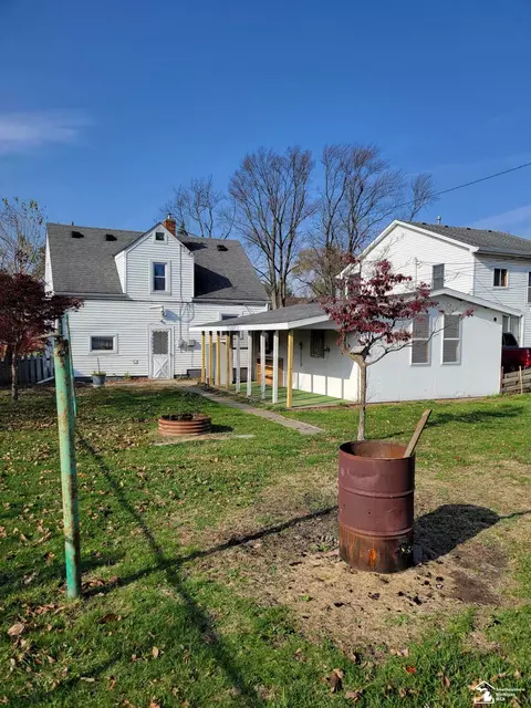 877 Rambow, Monroe, MI 48161 photo 3