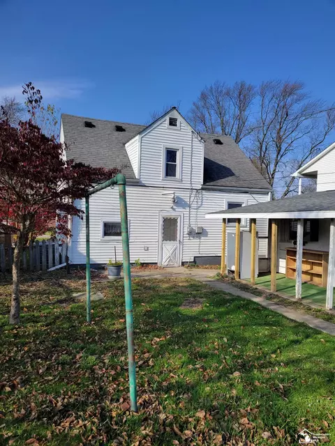 877 Rambow, Monroe, MI 48161 photo 4