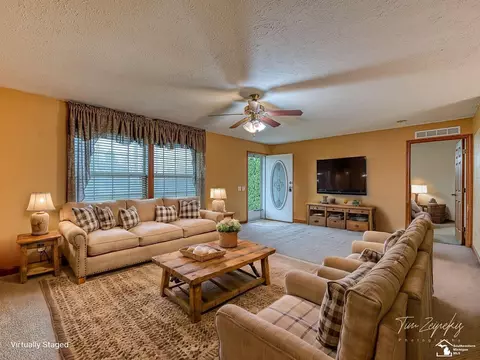 7052 Bluebush, Monroe, MI 48162 photo 5
