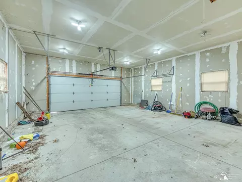 7052 Bluebush, Monroe, MI 48162 photo 26
