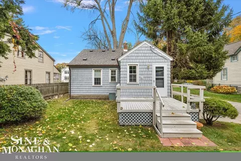 Other - 83 Lakeview, Grosse Pointe Farms, MI 48236 photo 10 of 11