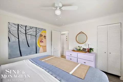 Bedroom - 83 Lakeview, Grosse Pointe Farms, MI 48236 photo 2 of 2