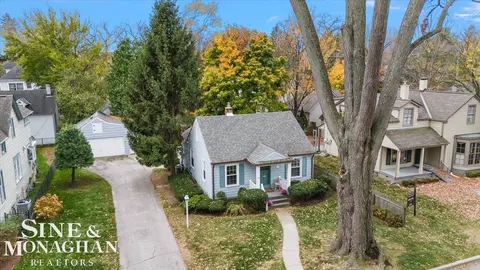 Other - 83 Lakeview, Grosse Pointe Farms, MI 48236 photo 1 of 11