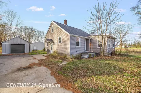 2378 S Garfield, Auburn, MI 48611