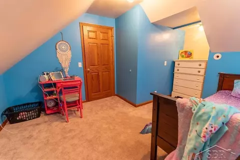 1346 E Olson, Midland, MI 48640 photo 27