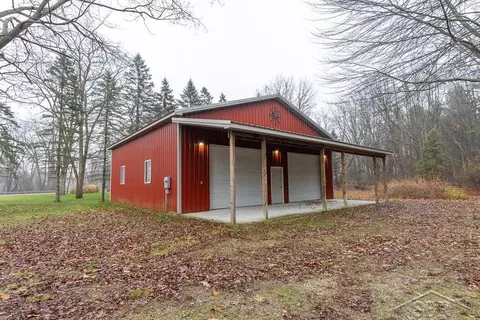 1346 E Olson, Midland, MI 48640 photo 35