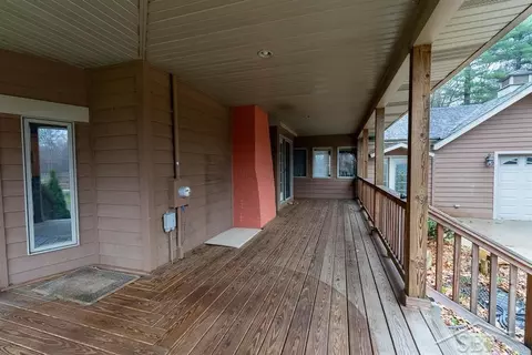 1346 E Olson, Midland, MI 48640 photo 8