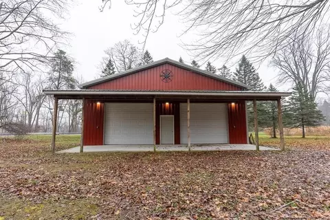 1346 E Olson, Midland, MI 48640 photo 36