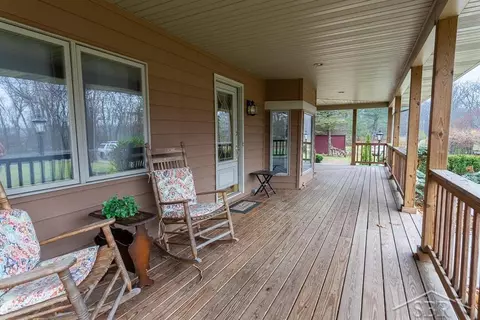 1346 E Olson, Midland, MI 48640 photo 9