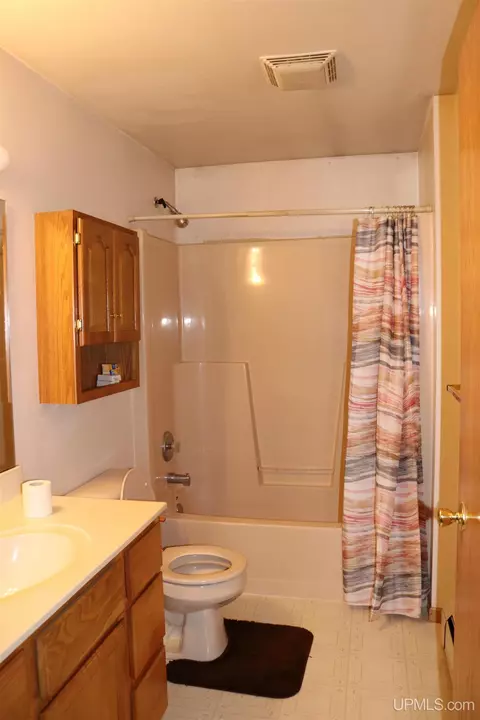 13346 Sunset, L'anse, MI 49946 photo 5